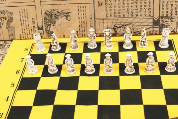 机器猫棋盘游戏_历史人物游戏棋盘设计_网络棋盘游戏