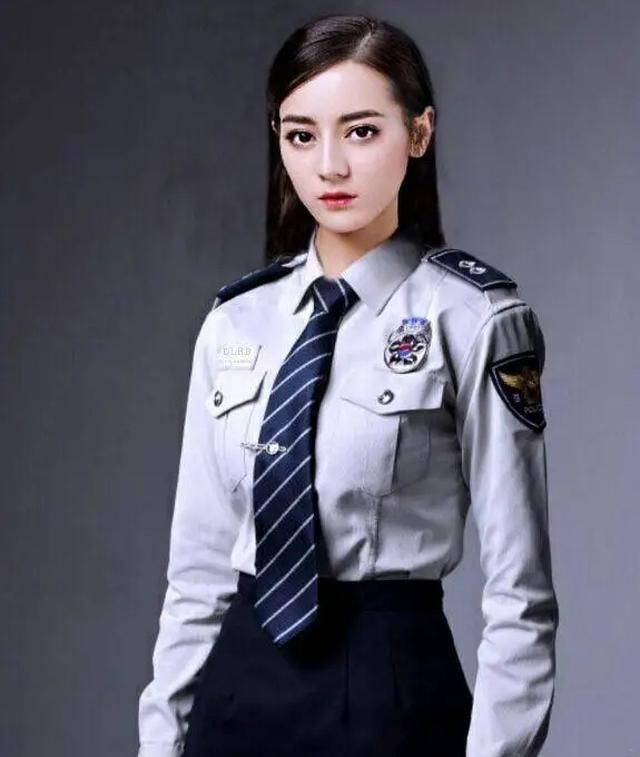 朴妮唛警服诱惑_朴妮唛第四部警服_朴妮唛警服是第几部