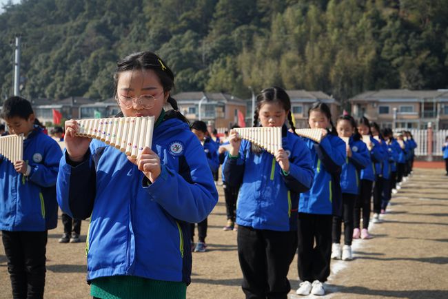 桂林中学 音乐游戏_桂林中学中学_小班音乐游戏的教案