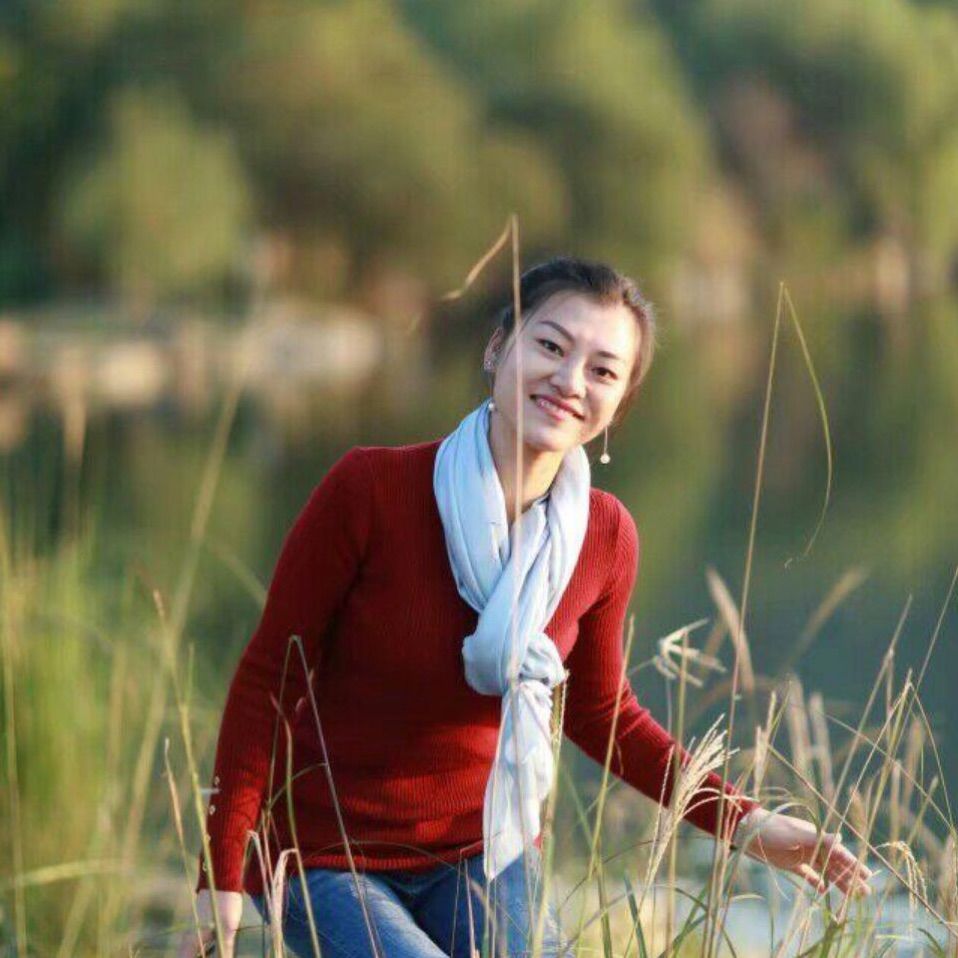 成熟美女生活照_美女成熟照生活照图片_成熟女人生活照片头像素颜