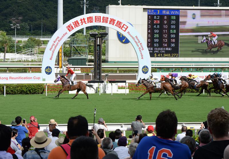 马会投注站开放时间_香港马会网上投注站_香港买马平台下载