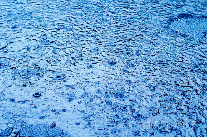 孙雨蒙和孙雨彤_雨青空之蓝txt下载_雨蓝