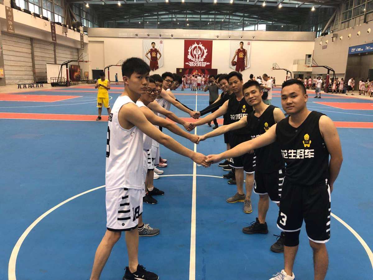 运动人士_运动人是不是穿衣显瘦_多人运动是什么
