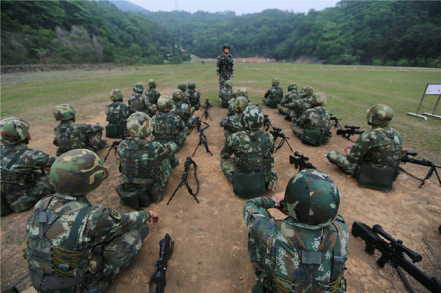 屁股像打了针一样痛_打屁股游_屁股像打了针一样疼怎么回事