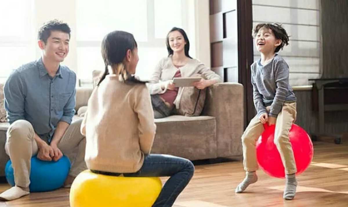 孩子用手机玩游戏的危害_孩子提出玩手机游戏怎么办_孩子玩手机游戏如何疏导