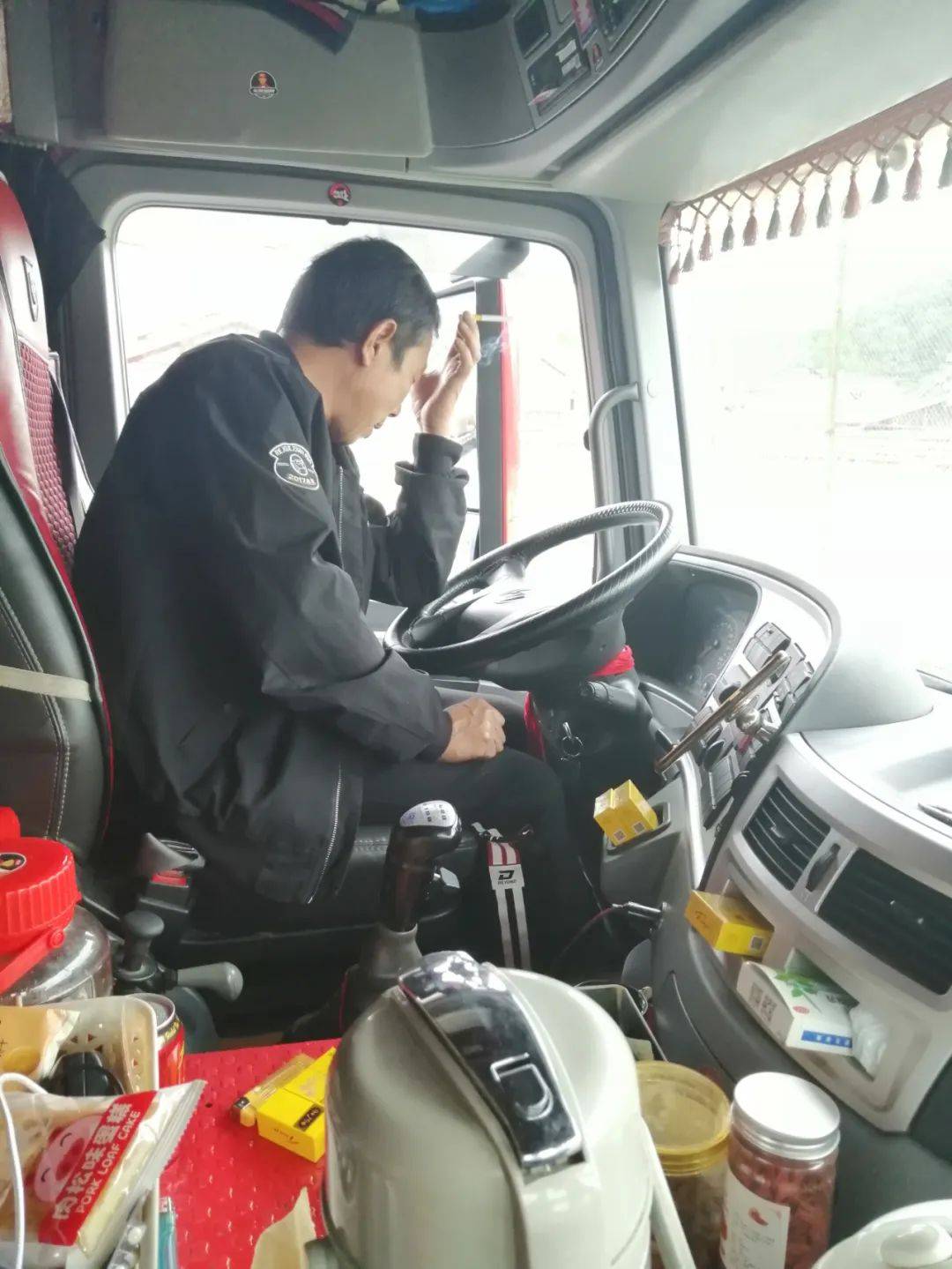 好玩的电脑卡车游戏手机版_好玩卡车电脑版手机游戏有哪些_电脑版卡车模拟游戏