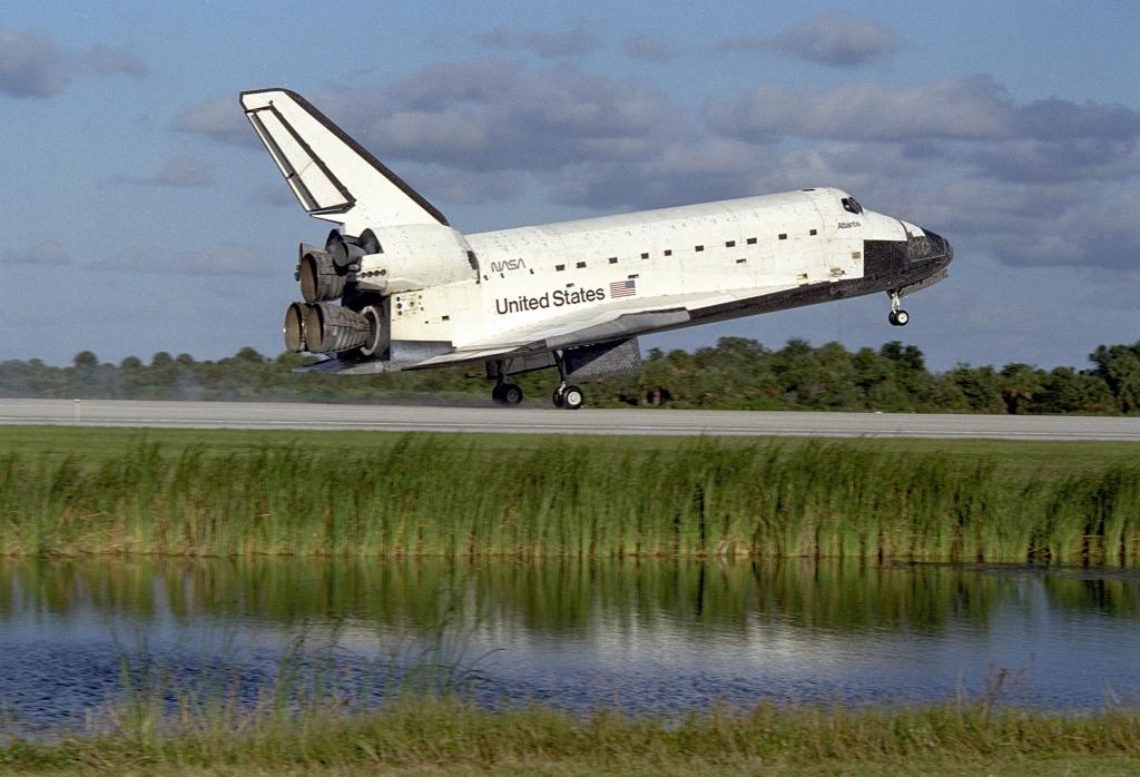 游戏宇宙苹果类手机能玩吗_苹果好玩的宇宙类游戏_宇宙类游戏苹果手机游戏