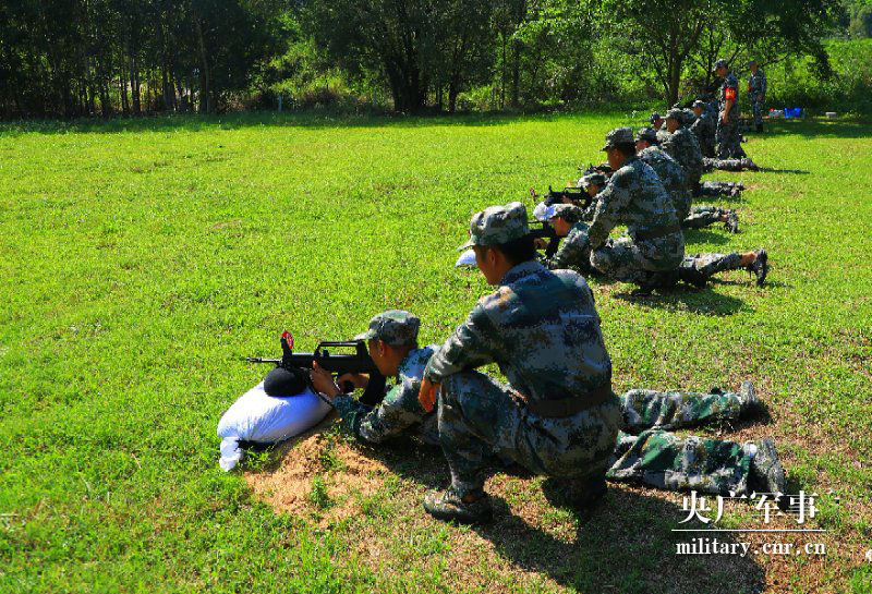 射击对战_战术配合手机射击游戏下载_战术射击游戏推荐