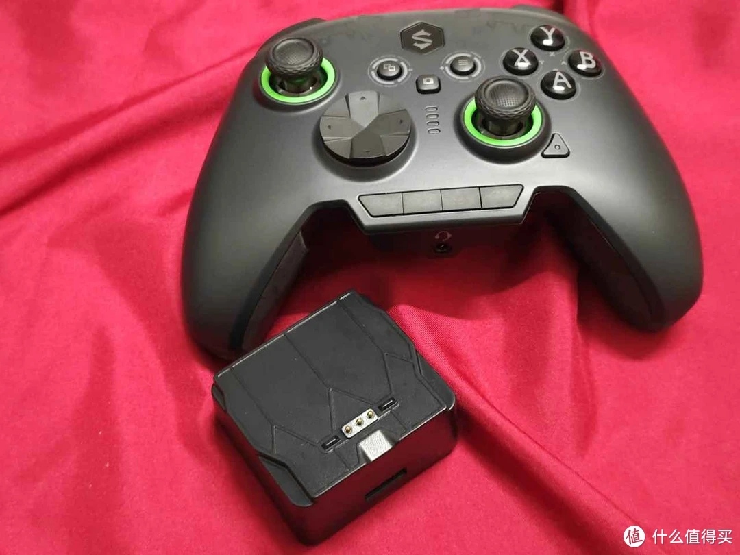 黑鲨游戏手机使用介绍_黑鲨游戏手机有什么功能_黑鲨游戏手机玩游戏怎么样