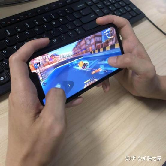 你迷恋手机游戏_小强近期迷恋手机游戏_迷恋手机游戏的六大心理需求