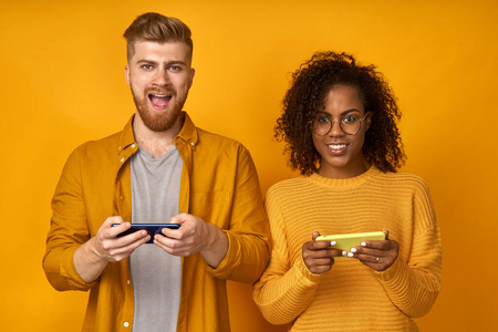 电脑游戏手机游戏_知识电脑手机游戏软件_关于电脑和手机游戏的知识