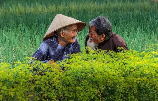 腊月十八是哪个神仙的生日_腊月二十八_腊月初五出生的男孩什么命